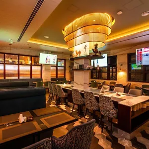 بريزدنت 3*, دبي الإمارات العربية المتحدة